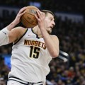 Jokić isključen za tri četvrtine VIDEO