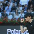 Siner se vratio nakon suspenzije, Italijan obradovao Rimljane!