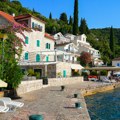 Vlada Crne Gore donela odluku! Evo šta će biti sa bespravnim turističkim objektima