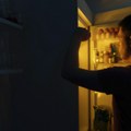 Šta znači kada čujete snažno "pucketanje" iz frižidera usred noći