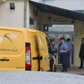 Kosovska policija upala u Poštu Srbije u Gračanici: Priština preuzima objekat