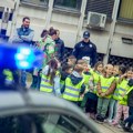 Mališani zavirili u svet policije