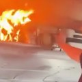 Избио пожар у авиону Међу путницима завладала паника (фото)