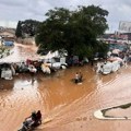 Nevreme ubilo 12 ljudi: Dok na severnoj hemisferi vlada žega, na jugu divljaju poplave
