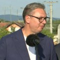 "Moramo da rekonstruišemo internističku kliniku" Vučić obilazi kompaniju "NIP Spasić" u Ćupriji: "Moramo da se borimo, neće…