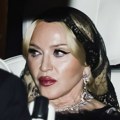 Madona proslavila 68. rođendan na Krfu: Meštani zatvaral prozore svojih kuća kako bi pevačici bila obezbeđena privatnost