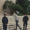 Studenti i profesori protestuju ispred sedišta vlade u Tirani, traže ostavku Rame