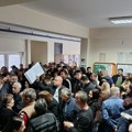 (Foto, video) Srbi sa KiM masovno izašli na izbore: Prešli kilometre da bi ostvarili svoje biračko pravo