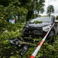 Teška letnja Oluja: Nevreme pravi haos u Holandiji, jedna žena poginula, poremećen saobraćaj