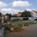 (VIDEO) DRAMATIČNO U BEGEČU Meštani posle nevremena nemaju ni vodu, ni struju NA SVAKOJ DRUGOJ KUĆI KROV OŠTEĆEN