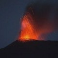 Erupcija vulkana u Indoneziji: 11 planinara poginulo, ima i nestalih