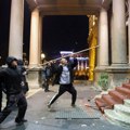 Politiko o dešavanjima u Srbiji: Vlast razbija proteste usred povika o „izbornoj prevari“