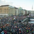 Desetine hiljada Namaca na protestu u Hamburgu protiv AfD i desničarskog ekstremizma