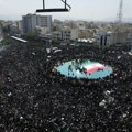 Raisi sahranjen u rodnom gradu Mašhad u prisustvu tri miliona građana