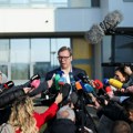 Nakon univerziteta, Vučić kreće na medije