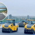 Završeno 160 kilometara bez ljudi na terenu: Kina asfaltirala auto-put uz pomoć robota