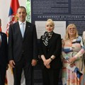 Đurić i Titolo otvorili izložbu o 145 godina odnosa Srbije i SAD