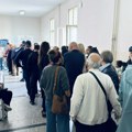 Izlaznost u Pirotu do 12 sati 40,42 odsto: Zabeležena dva slučaja fotografisanja glasačkih listića