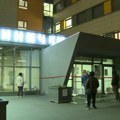 У нишку болницу из Лесковца довезене две особе избодене ножем, хитно оперисане