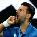 Tinejdžer iznervirao Đokovića, pa osetio njegovu moć! Novak izgubio prvi set, pa razbio hrabrog Amerikanca za drugo kolo…