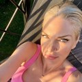 Pevačica (47) blista posle razvoda: Nakon teškog perioda se posvetila sebi i tvrdi da nije imala nijednu operaciju: "To je…