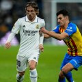 Andre Almeida ostao u Valensiji