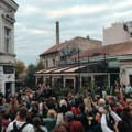 Beograđani pevaju Halidove hitove: U Skadarliji se ređaju "Miljacka", "Prvi poljubac", "Neću dijamante" i drugi hitovi