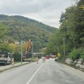Počela rekonstrukcija puta od raskrsnice u Hašimbegovića polju do Sahat kule