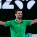 Novak Đoković dolazi na utakmicu BiH - Italija, cela zemlja je na nogama