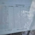 Zbor Batajnica objavio snimak kol centra SNS: U prostoriji papiri sa sigurnim glasovima, zaposleni uznemireni, plaču i…