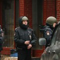 Rusija: Četiri odrasle osobe povređene kada ih je nožem napao tinejdžer u školi