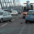 Sudari na mostu na Adi paralisali saobraćaj u prestonici: Snimci sa lica mesta, vozila mile