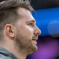 Luka Dončić raspametio Ameriku nekoliko sati pre debija za Lejkerse! Slovenac video štetu od požara i odmah uradio ovo!