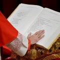 Počela konklava: Tajno glasanje za izbor novog pape
