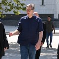 (Фото) "Почаствован сам што сам овде": Вучић обишао Храм Светог Саве са патријархом Порфиријем и Николајем Мухином