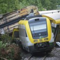 Najmanje troje poginulo u železničkoj nesreći u Nemačkoj: Voz iskliznuo iz šina, 50 povređenih