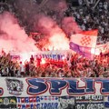 Skandal na Poljudu: Navijači Hajduka obeležili 30 godina od Oluje paljenjem srpske zastave i pozdravom "Za dom spremni"