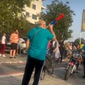 Počela protestna šetnja do zatvora u Novom Sadu
