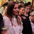 Bila mis Srbije pre 16 godina, a onda nestala i udala se za bivšeg Ane Ivanović: Sad došla da im pruži podršku (foto)