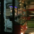 Detalji nesreće na Brankovom mostu: Vozač autobusa izgubio svest za volanom, pokosio vozila i probio ogradu (video)