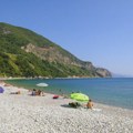 Ova plaža u Crnoj Gori je na listi 50 najlepših u Evropi za 2026: Evo koliko tu košta smeštaj za ovo leto
