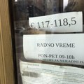 Zašto menjačnice teško spuštaju kurs poslednjih nedelja?