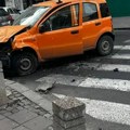 Udes u centru grada, auto razlupan: Zaobiđite ovu ulicu, stvaraju se ogromna zakrčenja