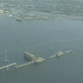 Srušio se most u Baltimoru nakon što je u njega udario brod (VIDEO)