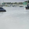 Dubai poplavljen, aerodrom u tom gradu zatvoren zbog rekordnih padavina