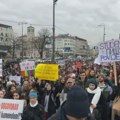 „Na sva tri jezika nam se gadite“: Gde se sve u regionu održavaju protesti i zbog čega građani protestuju?