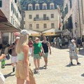 "Ne možeš sam da sediš za stolom i piješ piće": Srbin ogorčen zbog ponašanja konobara u Crnoj Gori
