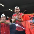 Fifa kaznila Albaniju zbog skandaloznog ponašanja navijača na meču sa Srbijom!