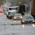 Građani upozoreni: Ostanite kod kuće; Grad potpuno paralisan FOTO