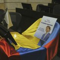 Preminuo kandidat za predsednika Kolumbije Uribe, upucan na mitingu u junu